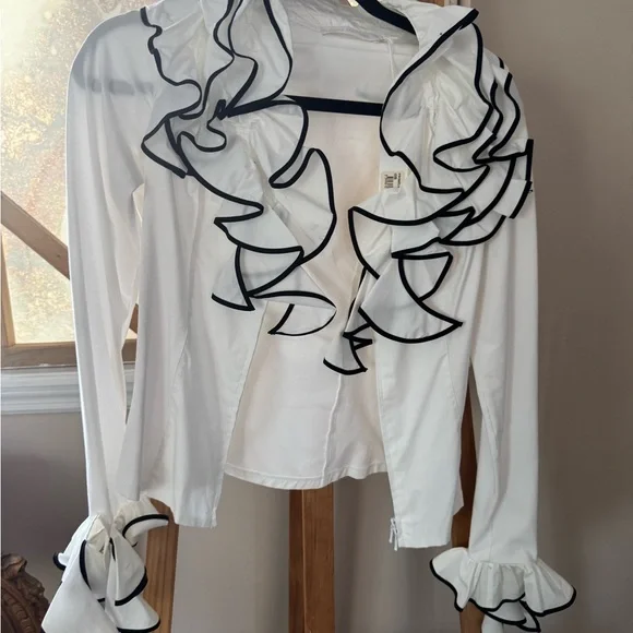 Anne Fontaine White and Black Ruffled Long Sleeve Blouse